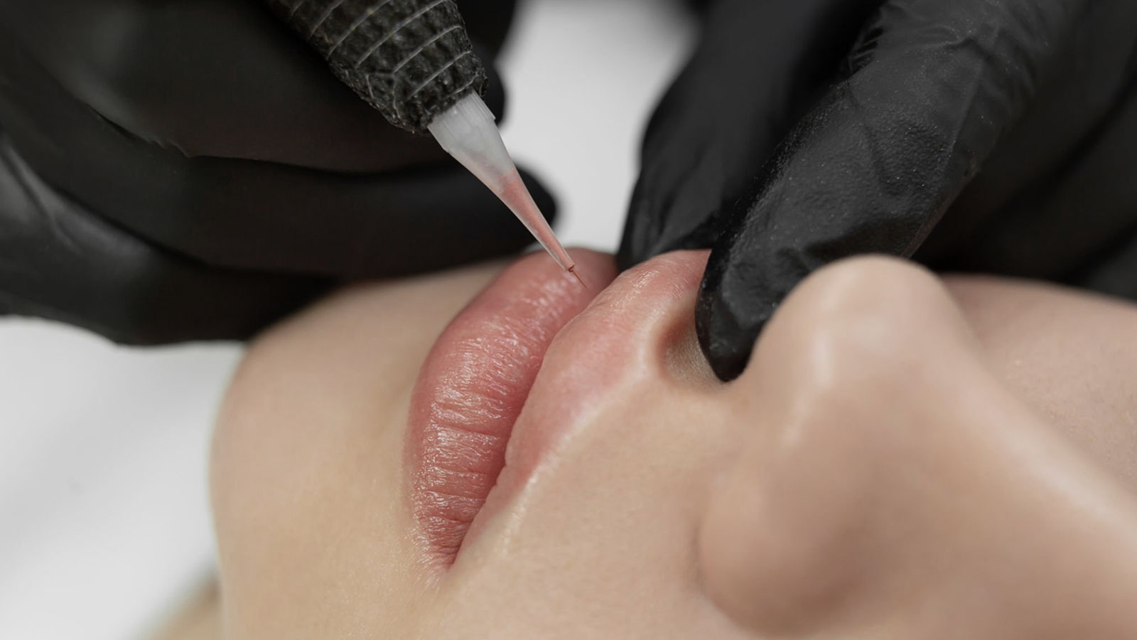 Kalıcı Makyaj Uygulayıcısı Kursu